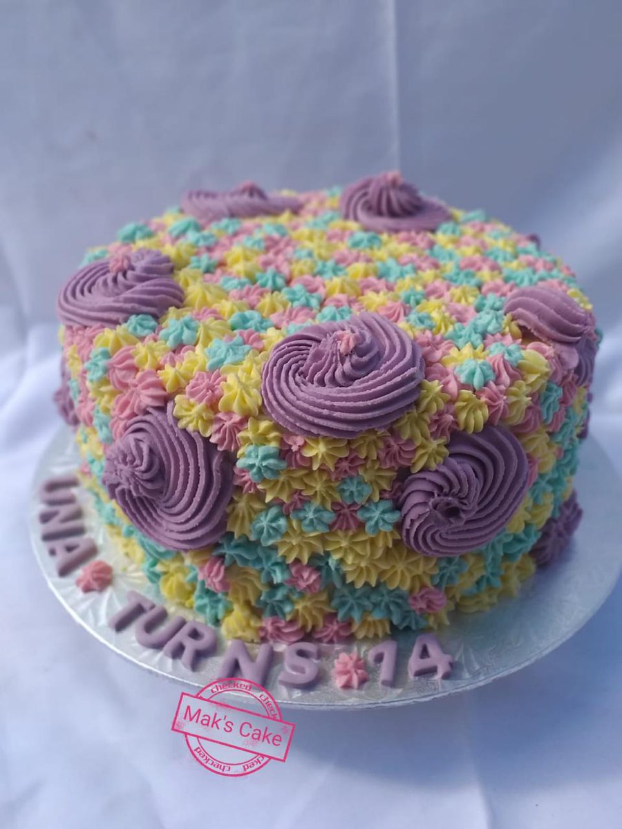 olugasBakery's tweet photo. #Makscakes
#Birthdaycake
💜💙💛

Order yours on
0812309894
076 012 8619 
0726337291 https://t.co/CPywKnGqFq
