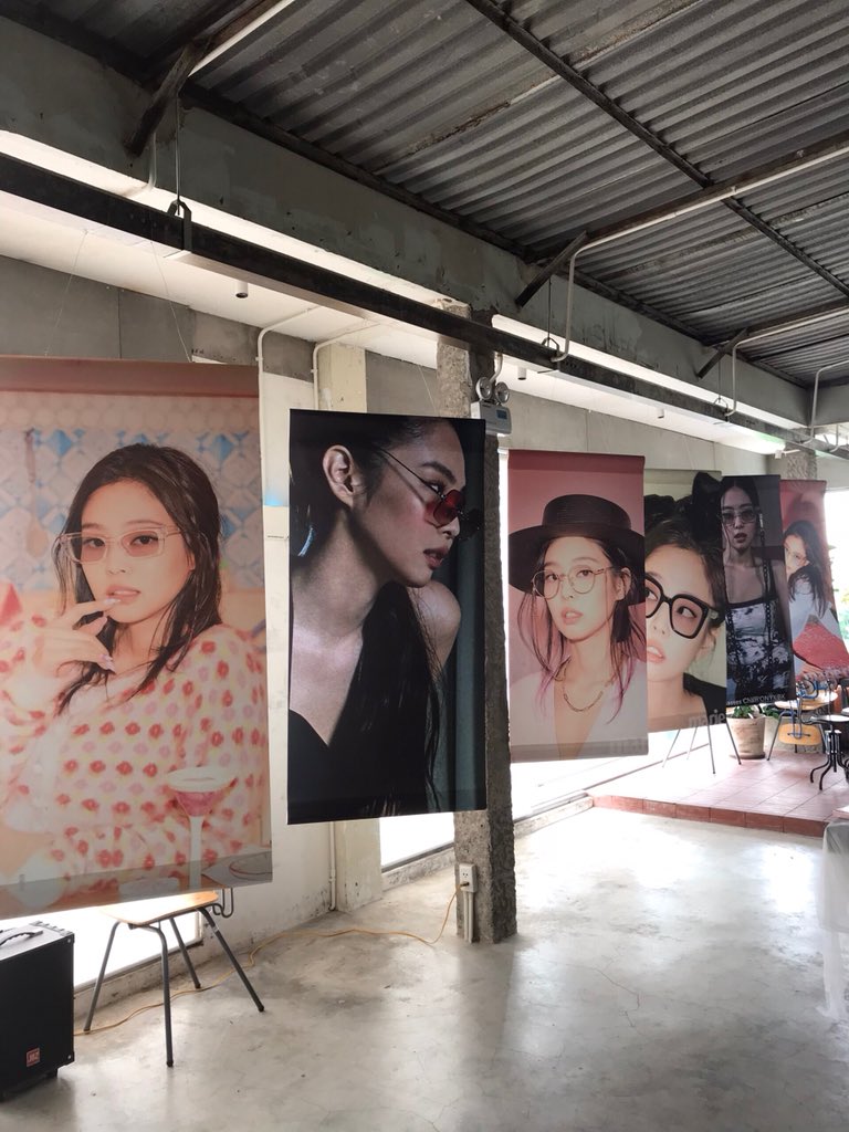 jennievnfc's tweet photo. MY EVERLASTING LOVE FOR SHINING JENNIE •HCM-VIETNAM•
Congratulations Designer Jennie Kim for successfully launching the Jentle Home collection
24/05/2020 #EverlastingLoveForJennie #JENNIE #JENTLE @ygofficialblink https://t.co/y8ITBwCPra