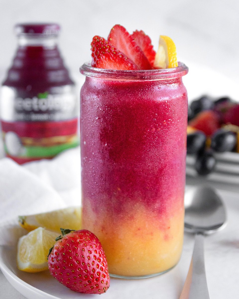beetology's tweet photo. P​ro tip: the prettier your drink is, the better it tastes 😋 This frozen #beet berry lemonade ​comes together w/ a few simple ingredients including Beetology beet + berry, ice, and fresh lemon juice. (Add vodka or gin if you dare!) #beetology #beets #memorialdayweekend https://t.co/I9vAqIKydC