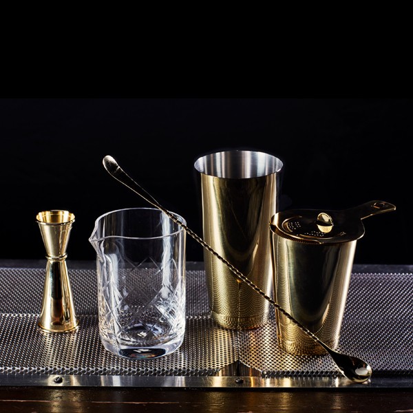 Ditch the mason jar, and shake like a pro.
Bar tools now available on our KeeferAtHome.com shop! From classic stainless, to boujee copper plated, get yourself a set, it makes all the  difference and lasts a lifetime!
.
.
.
#cocktail #bartender #homebartender #bartools