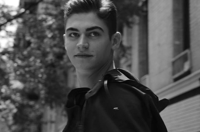 Hero Fiennes Tiffin looking like a snack - a thread