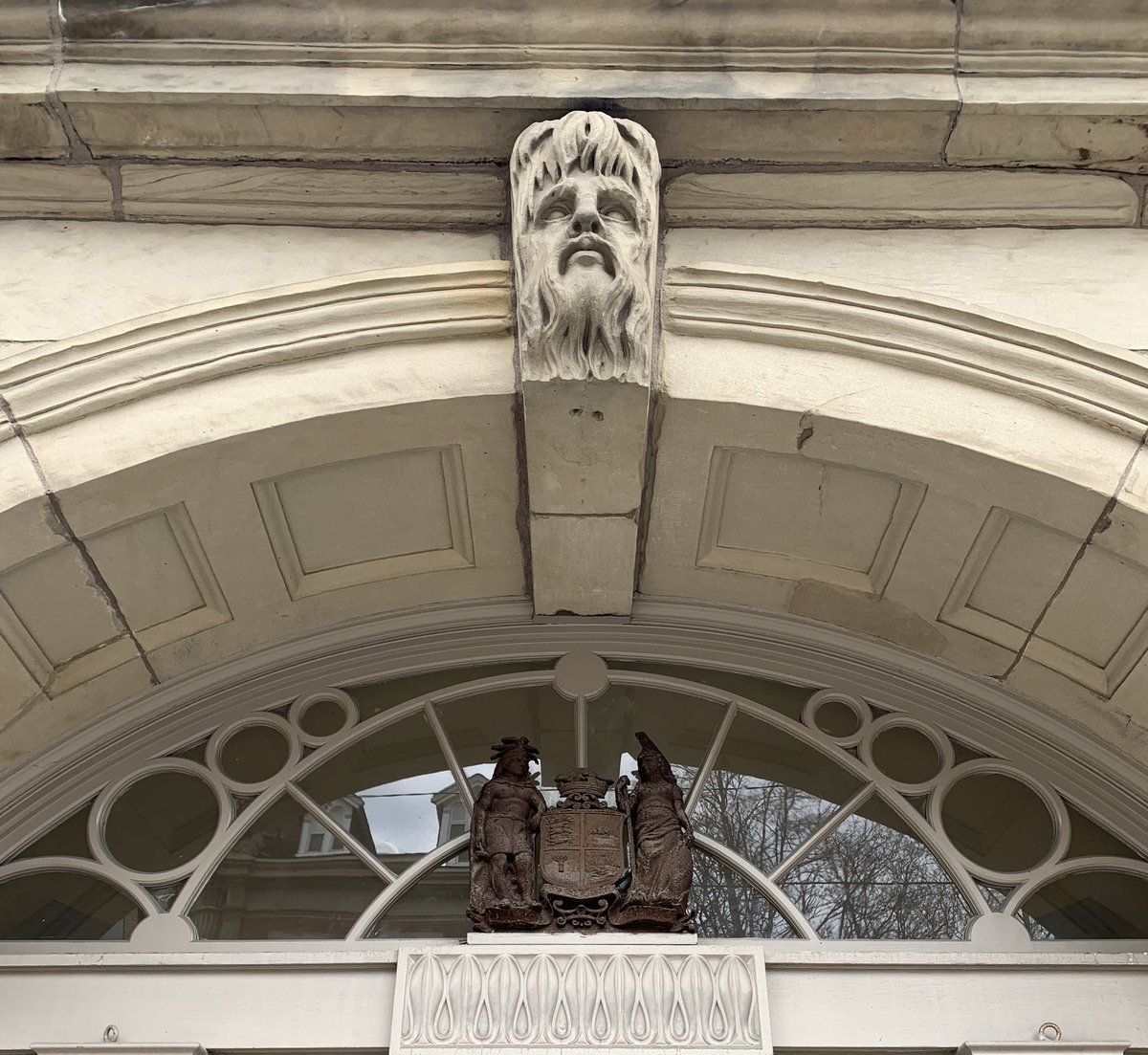 Toronto_Arch's tweet photo. Stonework on St. Lawrence Hall, William Thomas, 1850–51. The keystone, third photo, represents the river god of the St. Lawrence.  #torontoarch #torontoarchitecture  https://t.co/F7TGG7EzOW https://t.co/nCdts8z08X