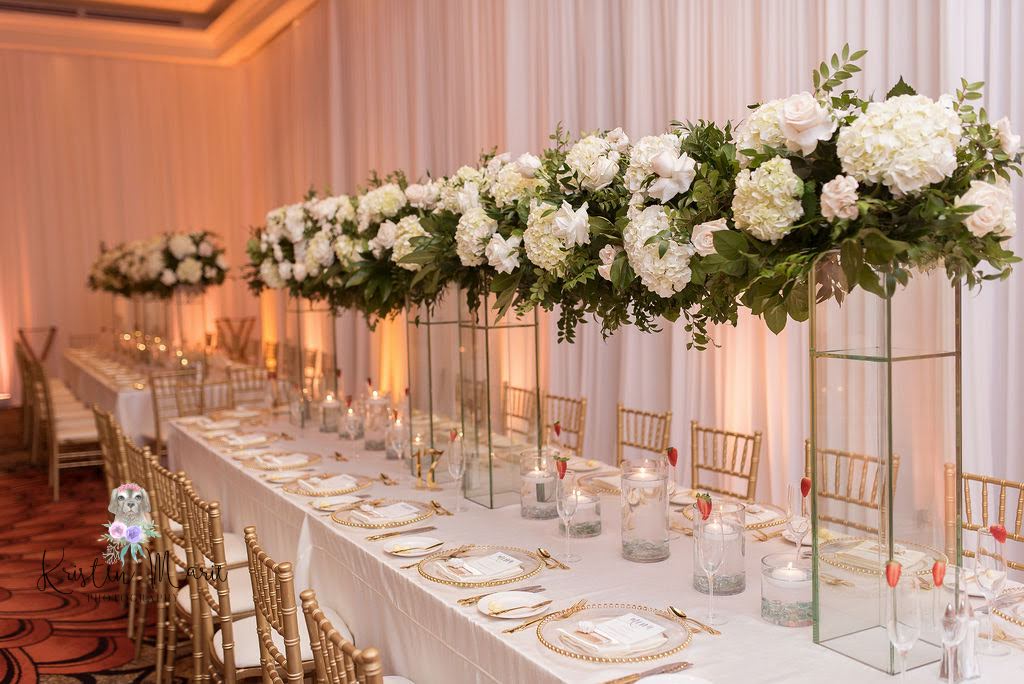 GabroEvents's tweet image. Talking about going BIG ON FLOWERS! #specialmomentsplanning #tammywaterman #sandpearl