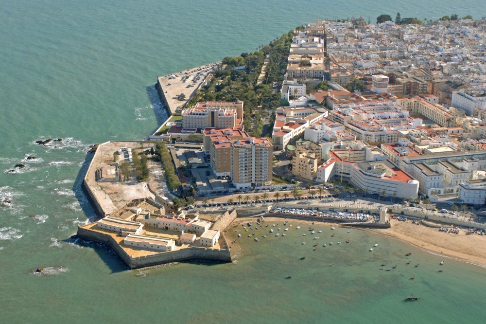 72. Castle of Santa Catalina in Cadiz, Spain (1597)