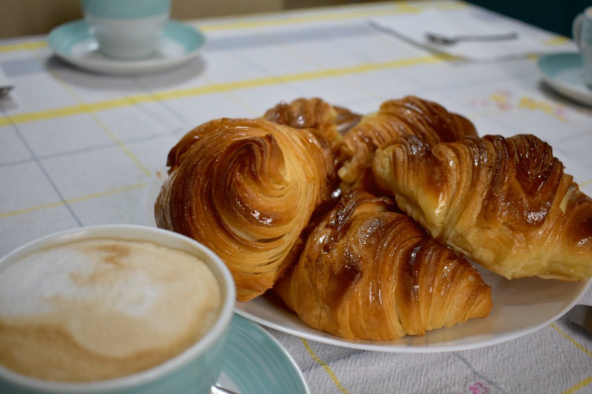 AlessiaManzo8's tweet photo. Homemade #croissant 👩🏻‍🍳🥐 @ComoCfp https://t.co/igsJLXczaD
