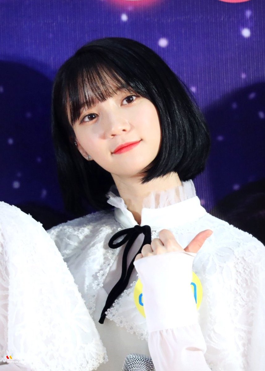 timetoyubin's tweet photo. 180525 홍콩 Hong Kong
#오마이걸 #비니 #OhMyGirl #Binnie https://t.co/Rjo1dSXuZ5