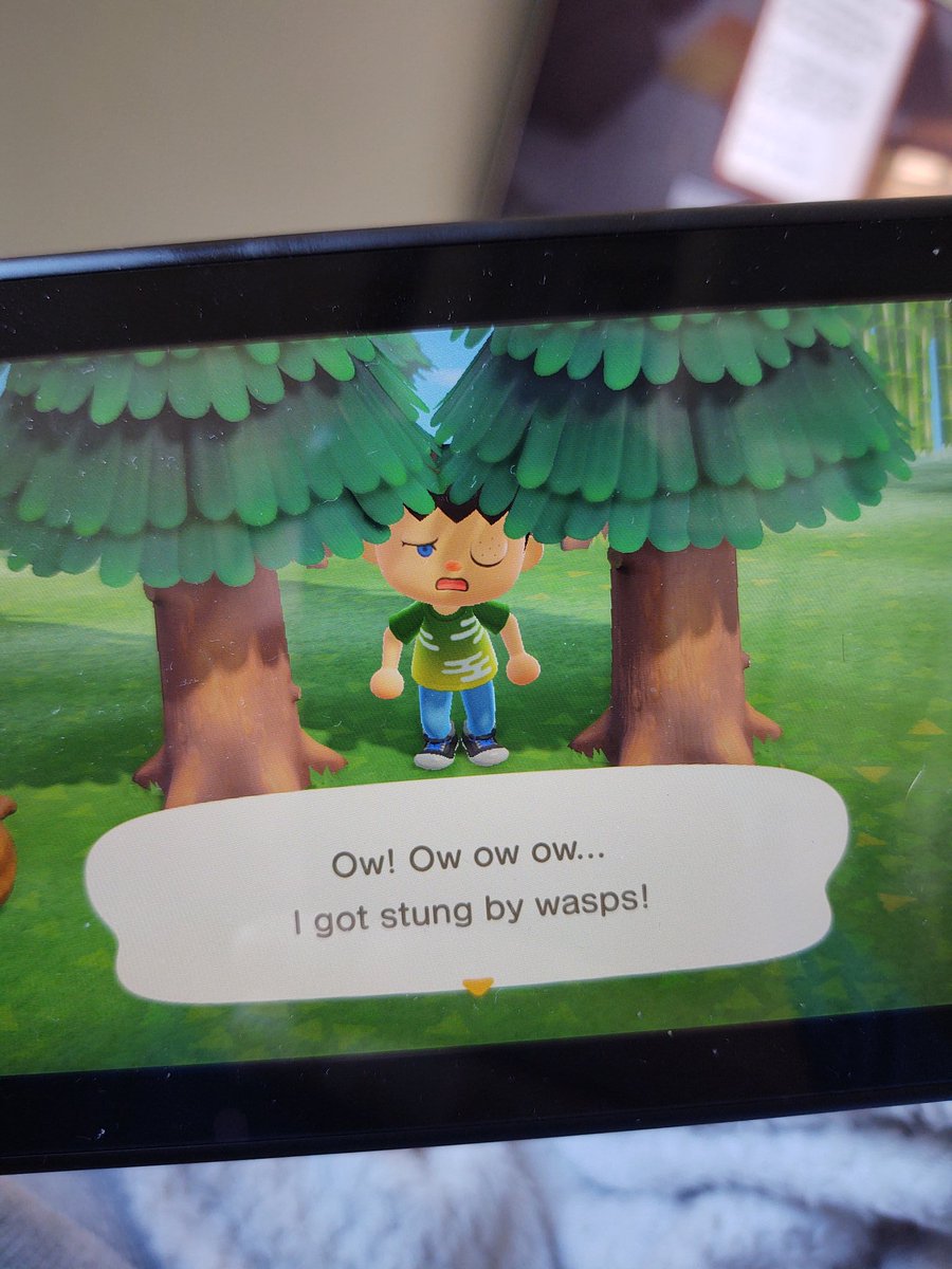Netjeridi's tweet photo. Bane of my existence even in video games #wasps https://t.co/Rtuazfp3oM
