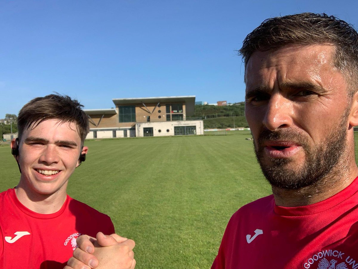 GoodwickUtd's tweet photo. 4615 miles in the bank! Only 193 miles left to go!! The boys have been out this afternoon in their Goodwick United NHS tops!! 

If you would like to help us, help Shalom House please follow the link 
https://t.co/A6KC7Ay8Of

#TheDoubleTreble
#ShalomHouse
#GUFC
#RAGURA 🔴⚫️ https://t.co/vayh3HmCTz
