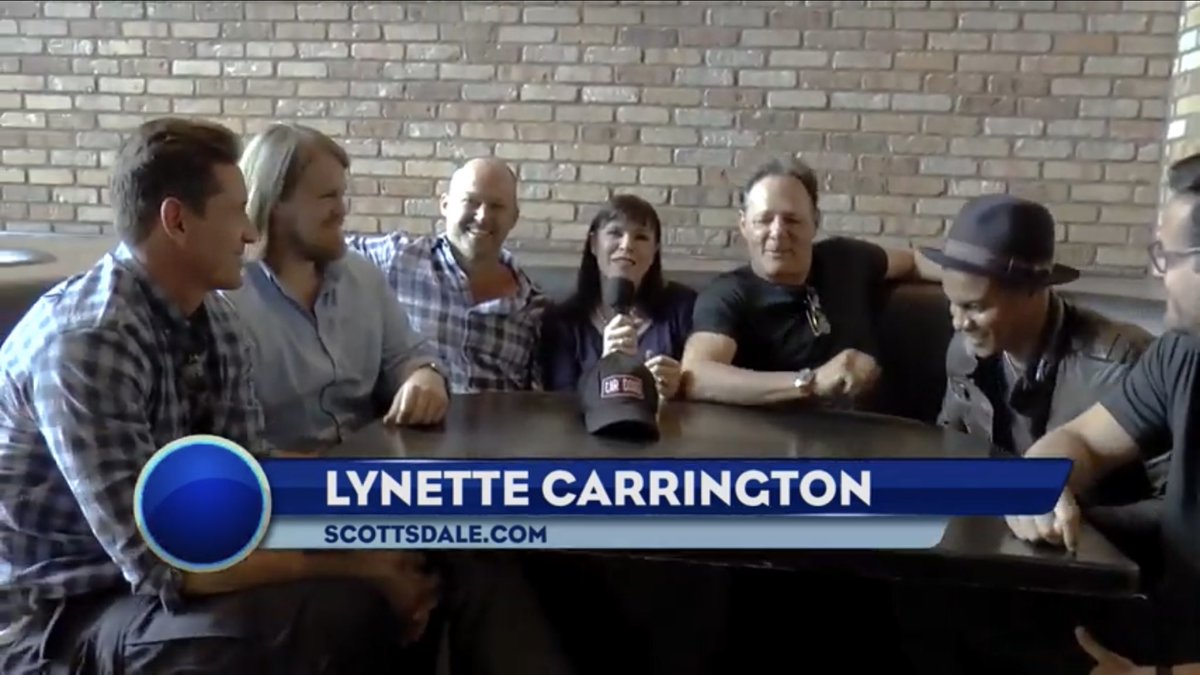 LLCarrington's tweet image. Help! I’m going through withdrawls... Will someone please point me to the nearest red carpet?!? 
🎥📸🎥📸🎥📸🎥📸🎥📸🎥📸🎥
#redcarpetstyle #redcarpetinterviews #celebrityfightnight #chandlerinternationalfilmfestival #interviews #interviewskills