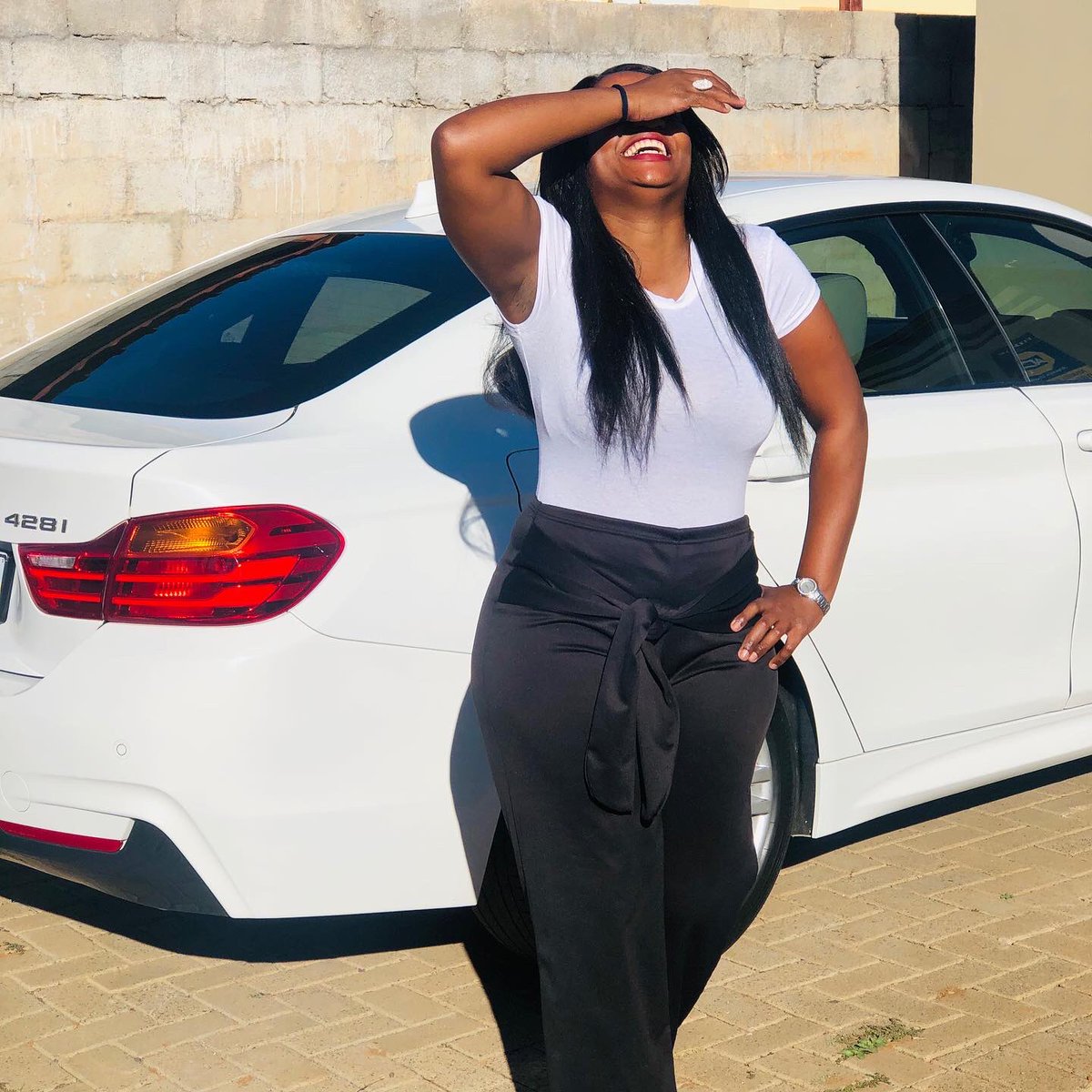 cindymokoena22's tweet photo. Happiness looks a little bit like this 🔥🔥🔥 https://t.co/5rO6ZzvziW