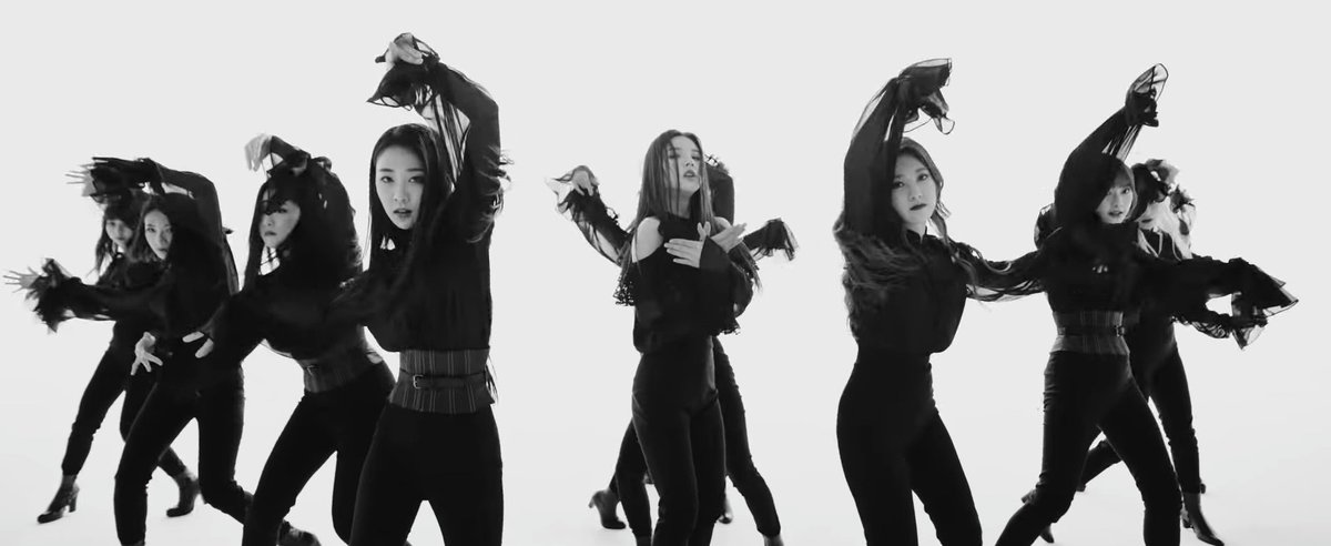 - a girlgroup mv you like - This was a MOVEMENT I will never forget 