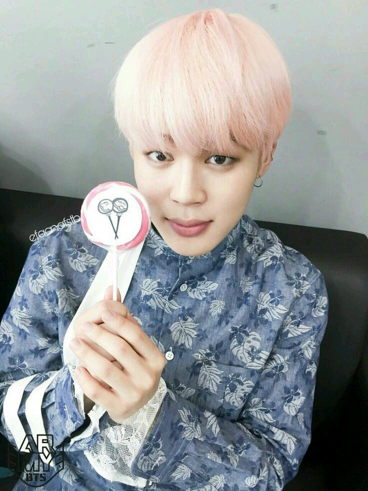 --- a thread of Park Jimin, but he grows older if you keep scrolling.