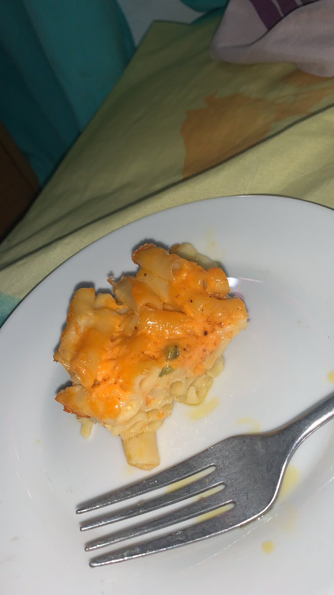 ChrishandaJade's tweet image. Did bake macaroni today with coconut red bead rice with bake chicken