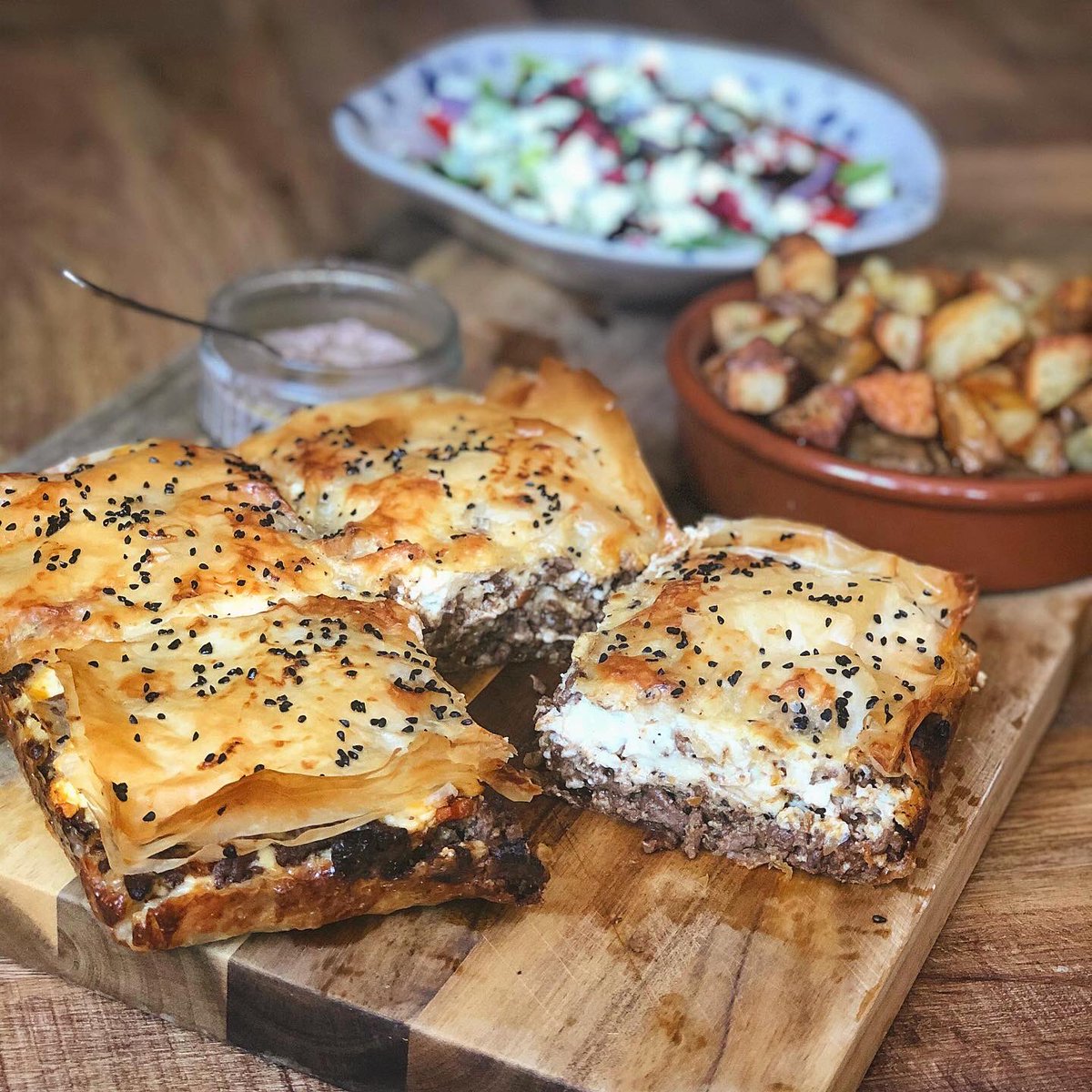 Listen out on BBC Radio Northampton tomorrow at 12.15 where I’ll be chatting lockdown recipes and mile stone birthdays 🙌🏻 in the meantime, get your mitts on this cracker of a recipe 🙌🏻 facebook.com/Devinebettys/
<a href="/BBCNorthampton/">BBC Northamptonshire</a> <a href="/foodawardsHQ/">Weetabix Northamptonshire Food & Drink Awards</a> <a href="/LoveNorthampton/">LoveNorthampton</a> <a href="/NorthamptonFood/">Northants Food</a>