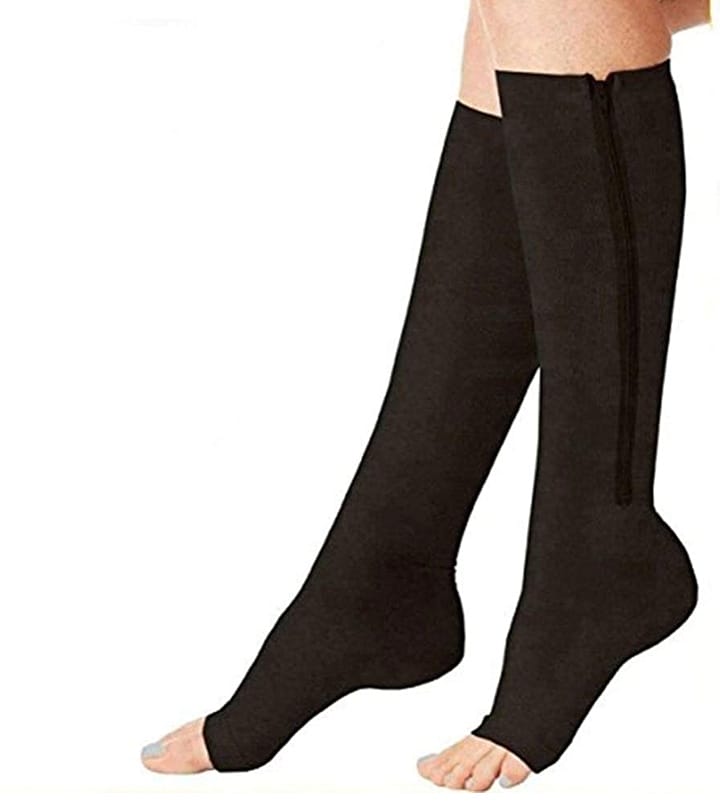 Muhamma71256482's tweet photo. Compression socks giveaway for USA 🎉
DM to know more👆
#amazonreviews #AmazonDeals #honestreviews #amazon #dontpayfullprice #dealfinder #savings #amazonreviews #usa #producttester #giveaway #freebies #girls #beauty #makeup #makeupaddict #freegiveaways #makeupworld https://t.co/z6ZxUwhiEc