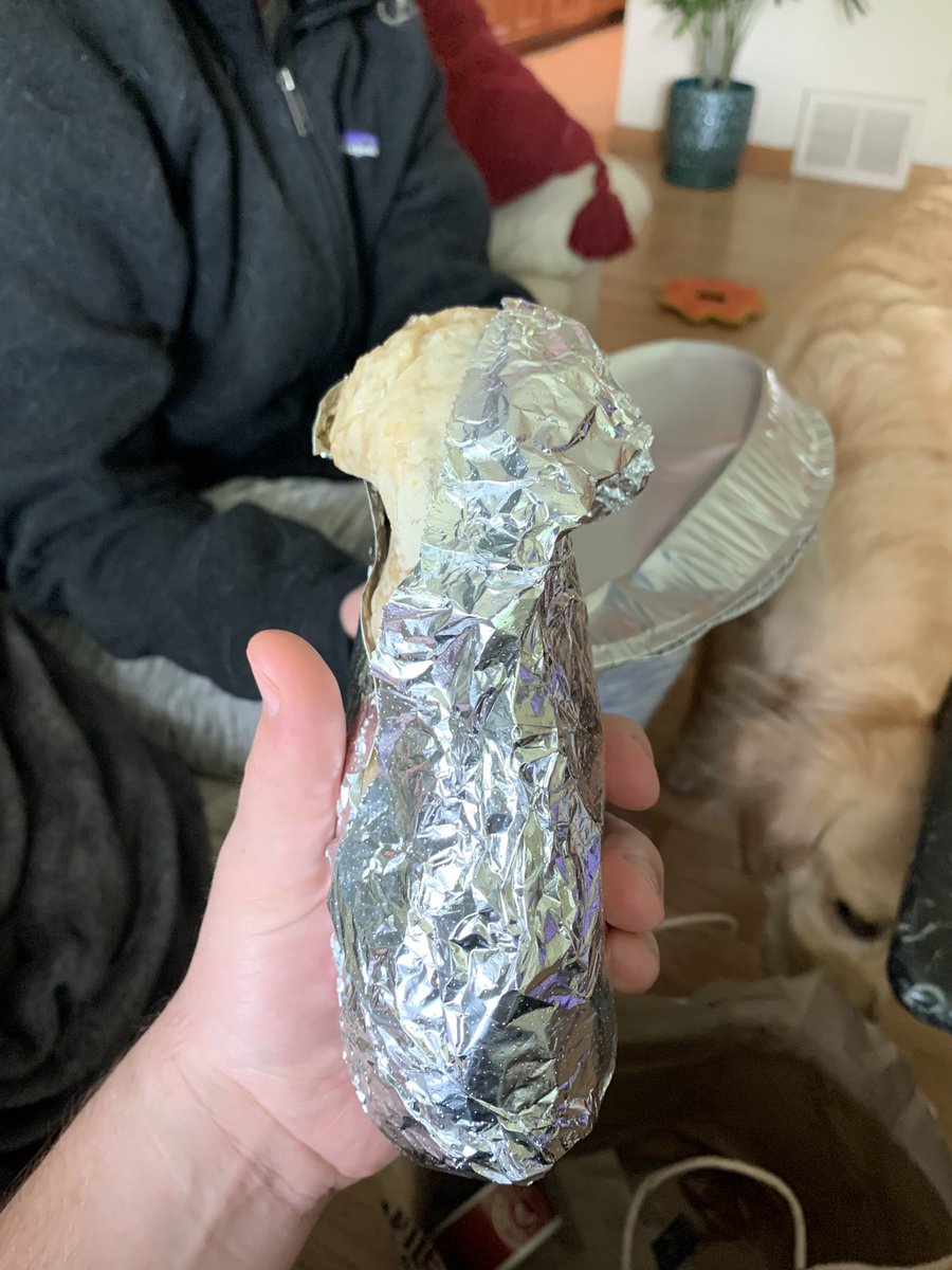 DoobasaurusRex's tweet photo. Hey @ChipotleTweets this is by far the worst delivery I’ve ever seen https://t.co/aO6uqFVsqz