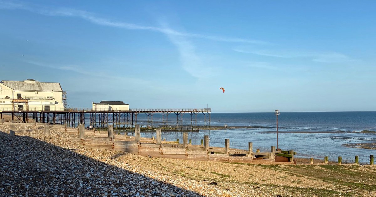 Setting sun over the Pier #bognorregis #lovebognor #felpham #thisisfelpham #westsussex
