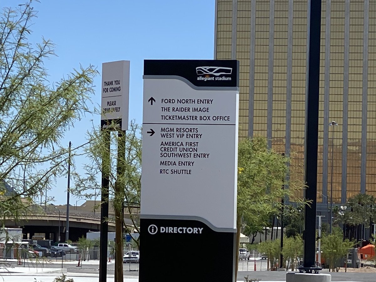 Mick Akers tweet media