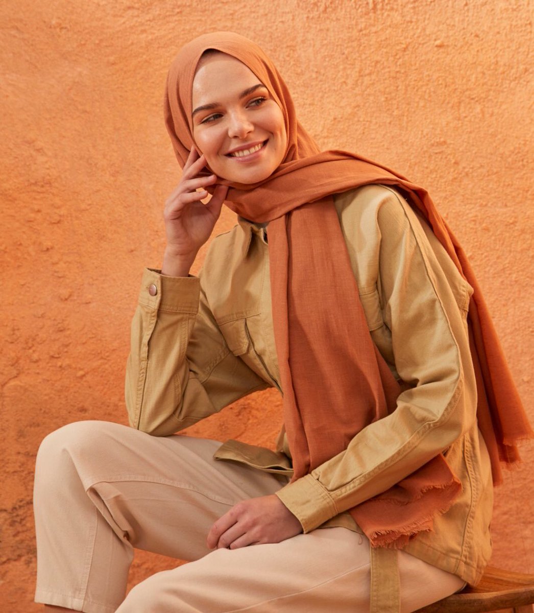 freshscarf's tweet photo. “Freshcim hediyesiz bayram olmaz” dediniz, o zaman hediyeleşelim! 🎁🥰

Bu tweeti RT’leyen ve bizi “takip eden” 5 kişiye yeni koleksiyonumuzdaki Pamuk Keten şallarımızdan istediği rengi hediye ediyoruz 🎉

Çekiliş bayram sonrası açıklanacaktır. 🌸 https://t.co/mkPwjdqfu3