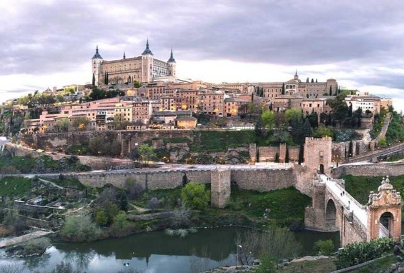 26. Toledo- Oh you like history? You go to Toledo- The city itself makes up for the whole province being ranked this high istg the MAGNIFICENCE- The widely known iconic windmills + Manchego cheese? Here