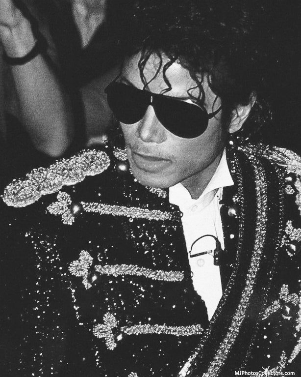 — a thread of michael jackson, but he grows older if you keep scrolling