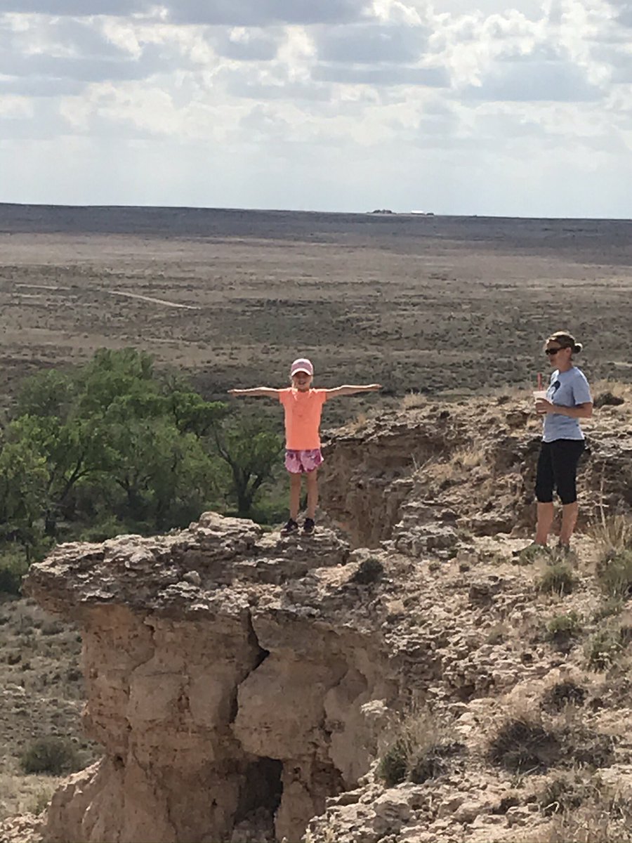 PLSTitansSB's tweet photo. @PLSHSTitans Elkhart , KS #ReppinTheT #FirstOneOfTheSummer #PointRock #SantaFeTrail #SouthSidePride #StaySafe #GodsCountry https://t.co/yLhTE04mJM