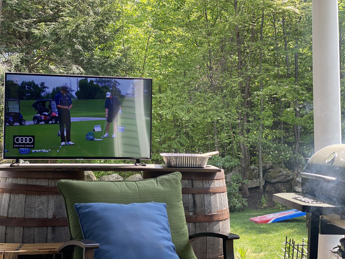 LotusHelp's tweet photo. Ribs on the smoker, sun is shining here and golf on the TV.  Life is good!!   #TheMatch https://t.co/KCIr9qHtmZ