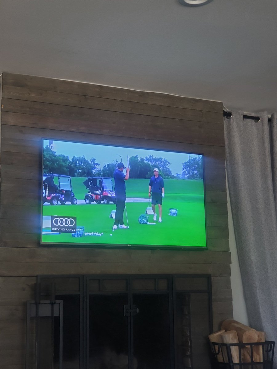 Boss_hog21's tweet photo. Watching Tiger vs Phil.. whats the over under @VivalaZito is playing gta5 w/ the @ShahkGang and forgot about the match. @ThePubHeartland @PatMcAfeeShow @BostonConnr @ToneDigz @BaileyMcComas @ThePodPMI https://t.co/4WEmsMvaQe