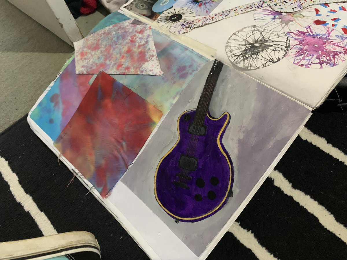Painting of Jack’s guitar. this painting was in my year 10 Textiles sketchbook. (i made a guitar themed backpack from scratch)