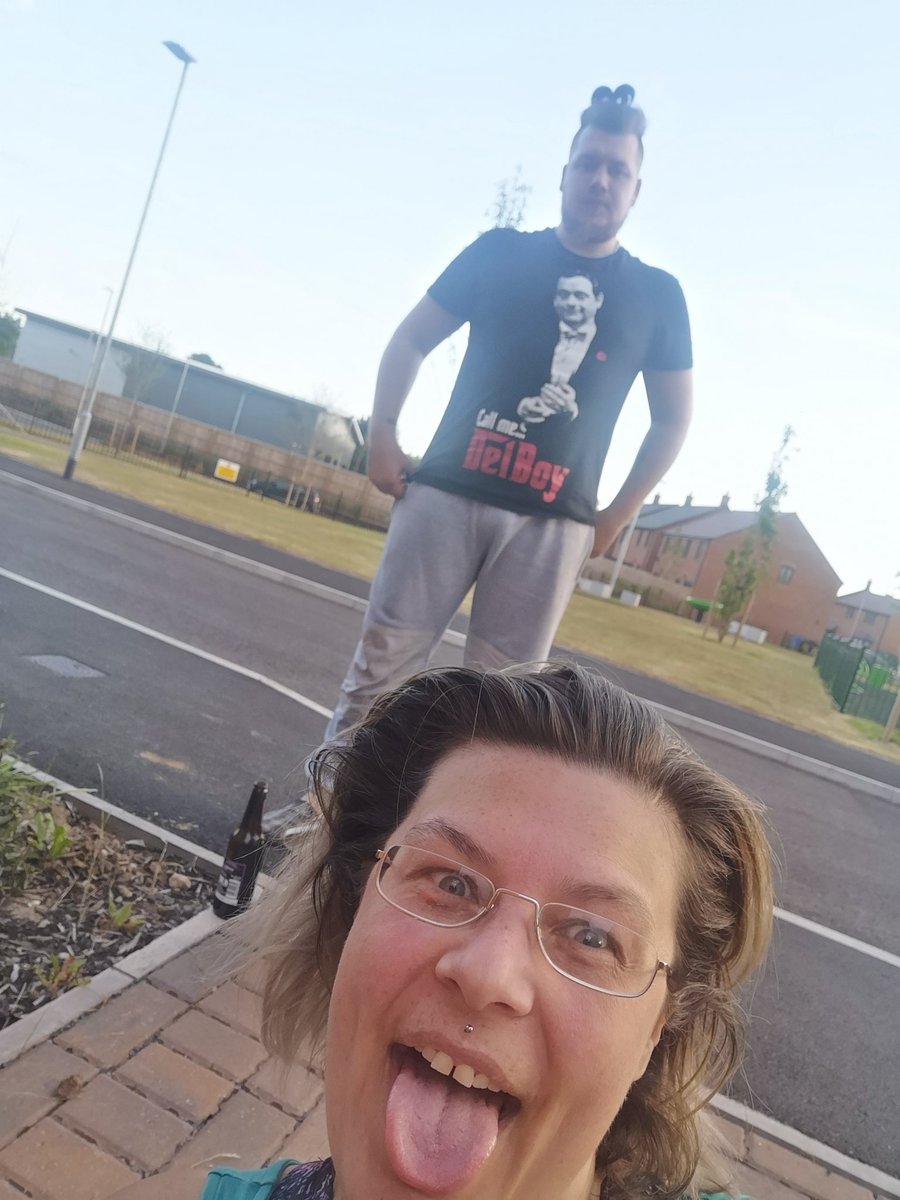 forgetfulcher's tweet photo. @dj_davepearce just cycled half the show to see my son on his birthday.. Happy birthday Johnathan James.. Thanks for the motivation for my journey here dave ❤️❤️❤️ https://t.co/jYYGGWggNg