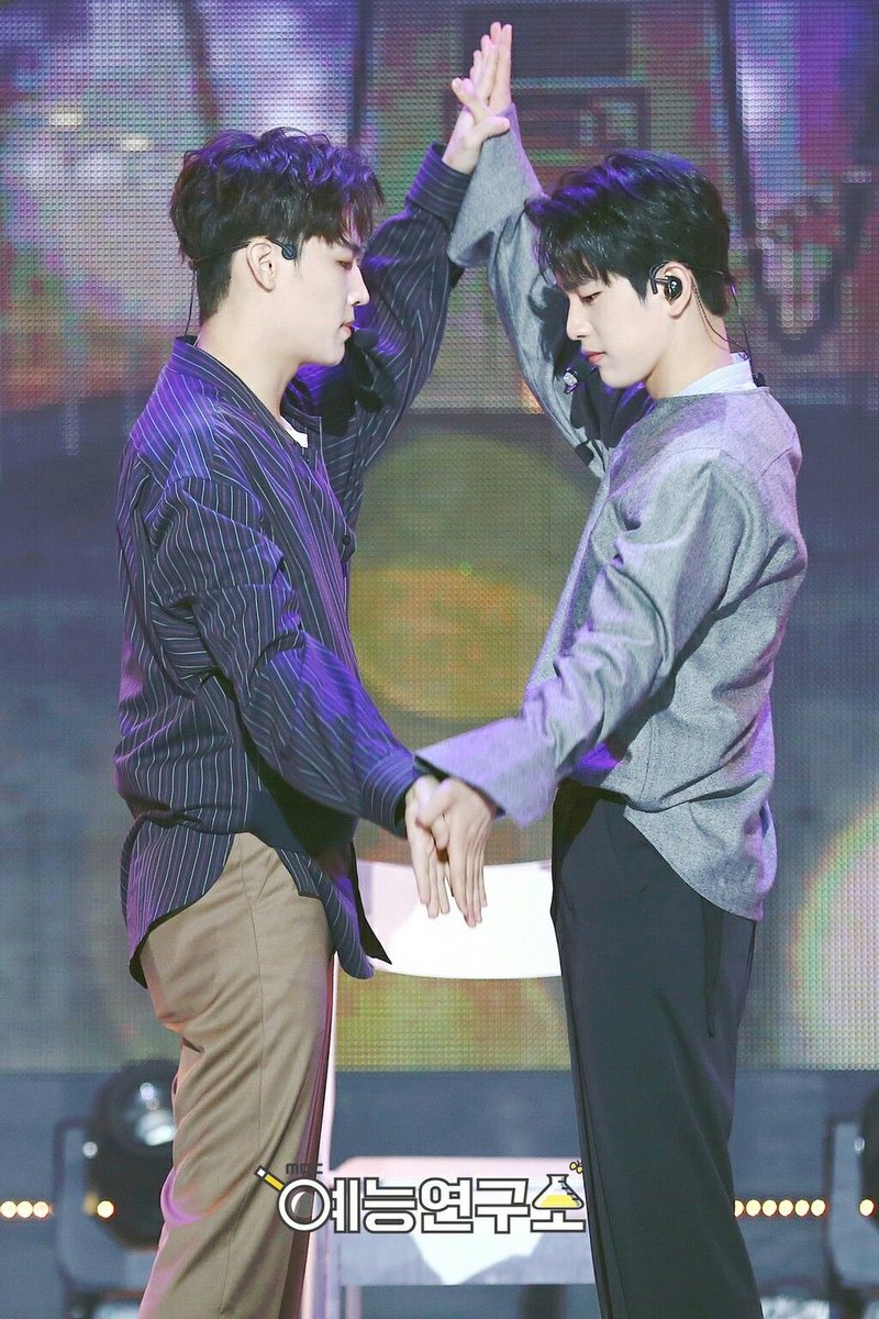 a thread of JJP but they get older as you keep scrolling  #8finityYearsWithJJProject  @GOT7Official