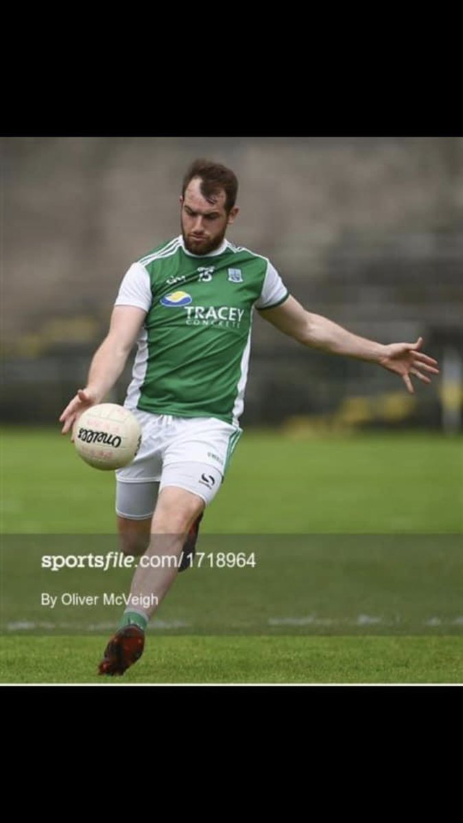 d_1ee's tweet photo. Huge thanks @FermanaghGAA fans favourite @Sean_Quigley15 for donating this no15 jersey for our 4x4x48 challenge. Anyone who donates £10 or more will be in with a chance of winning. More jerseys in  the coming days 👀 @TeemoreGFC @RosleaGFC https://t.co/SdsMIcn2yW https://t.co/FxWvFIyKK6