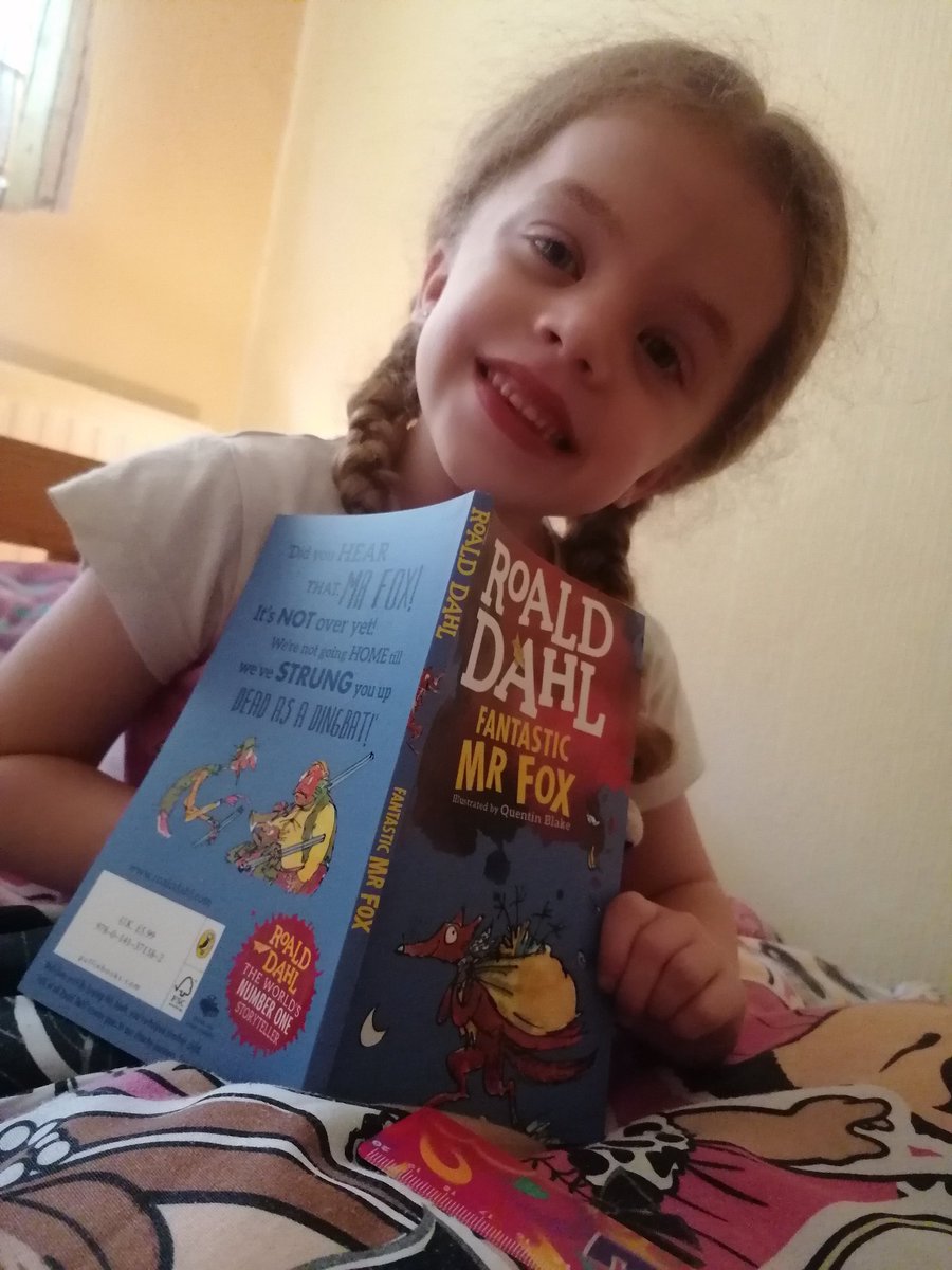 Cat19762017's tweet photo. Evie loves her bedtime reading ❤️ @ClassPanda https://t.co/1XrU5t4jx5