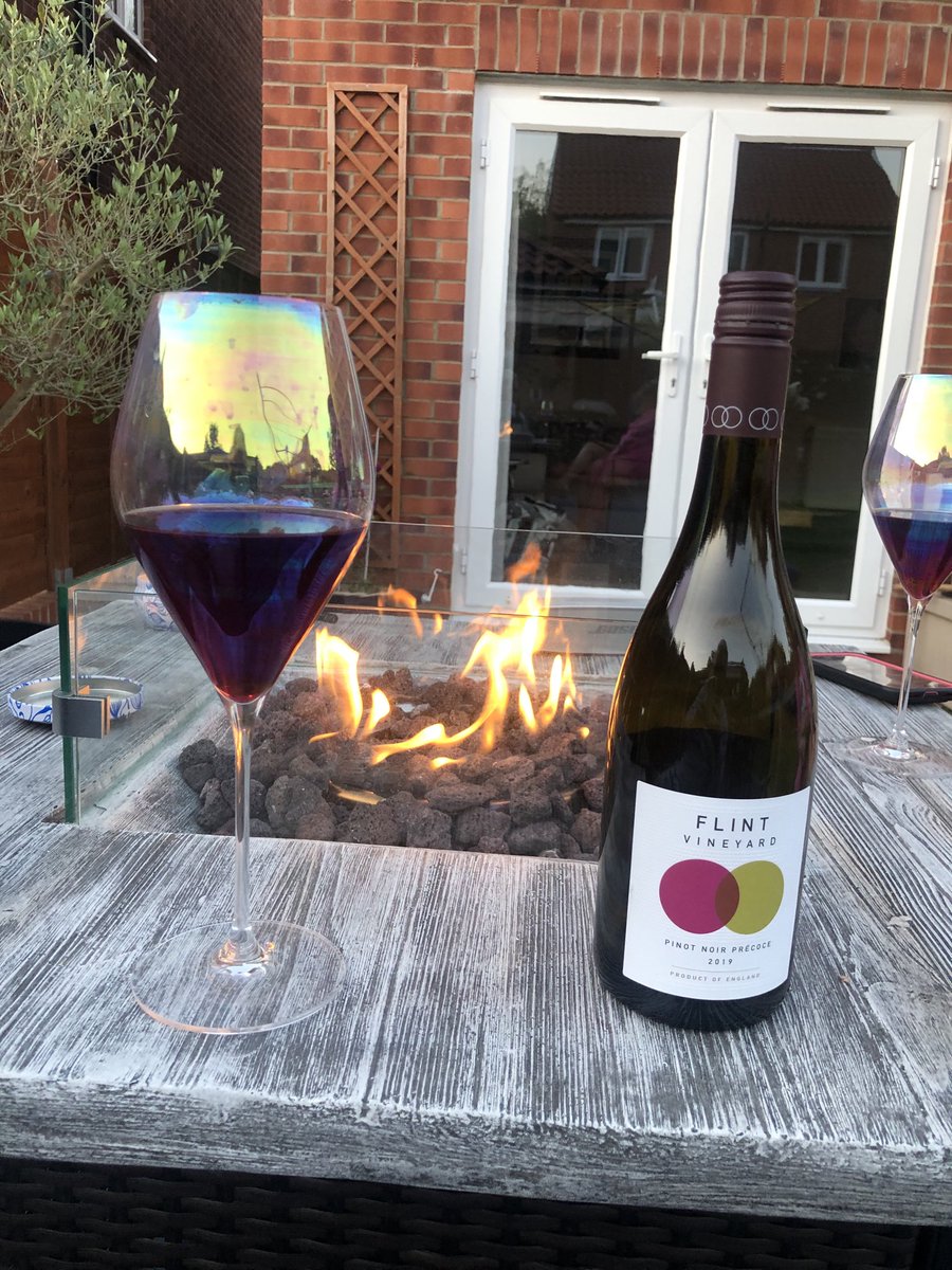treecourts1's tweet photo. The best way to finish an excellent a Sunday. Sharing a glass of #FlintVinyard Pinot Noir Precoce 2019 at the fire 👍👍 https://t.co/Cds9QfXFut