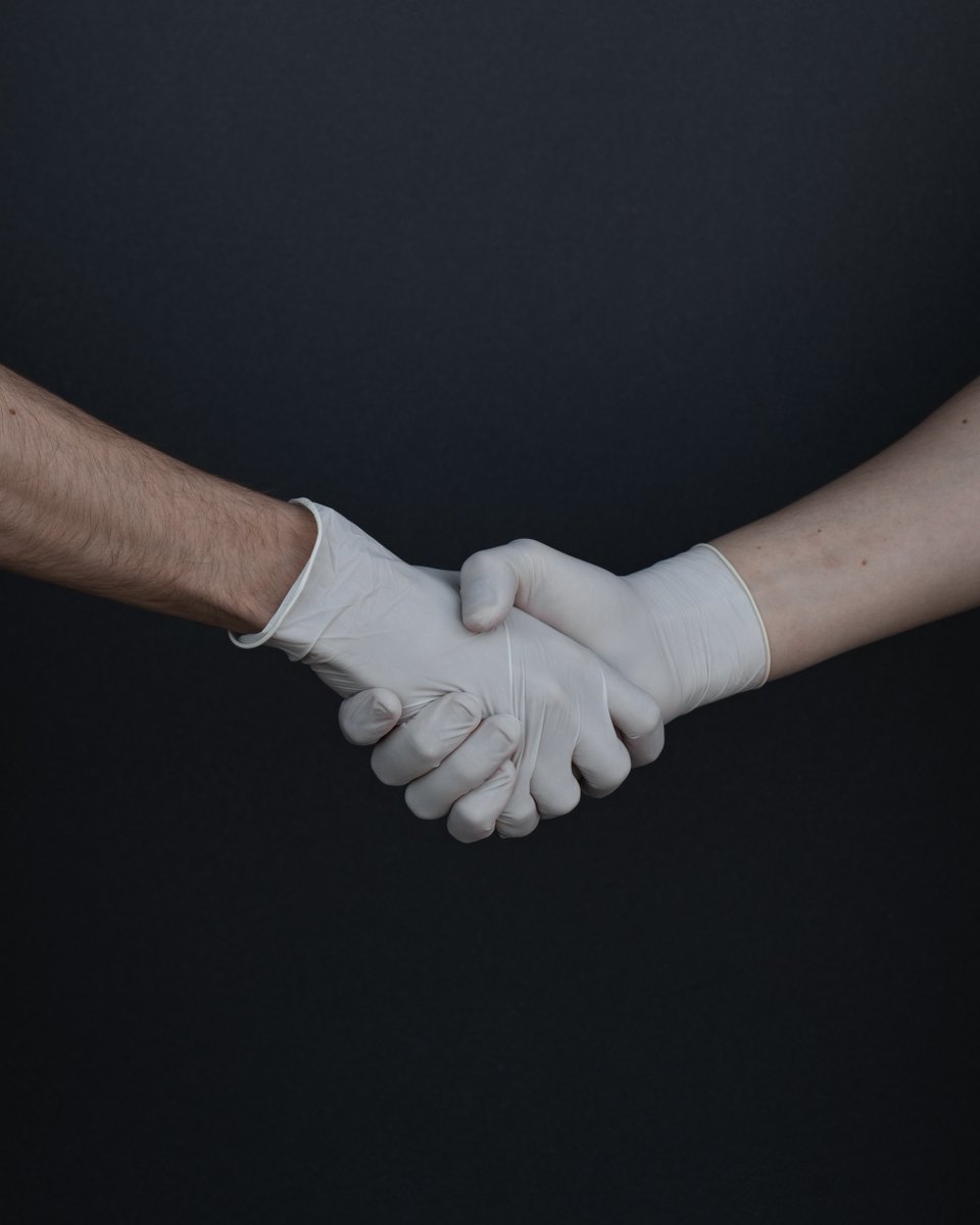 invisifuse's tweet photo. Curious about wearing gloves in public? This nurse demonstrates just how fast germs spread even if you're wearing gloves in a funny viral video. https://t.co/Albo1eC3Yk
#backpain #backpainrelief #spinalsurgery #backpaintips #backpainsupport #backpainhelp #backpaintreatment https://t.co/Z6XufsJHEY