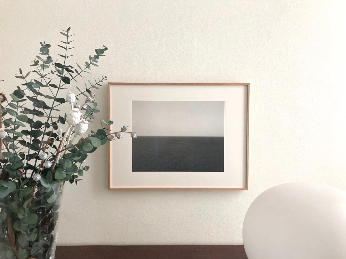 "Photography functions as a fossilization of time". -Hiroshi Sugimoto

📷 #Sugimoto at a #koyacollector's home