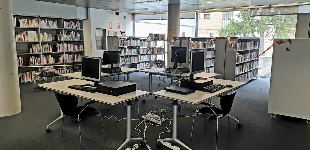 Ajuntament de Figueres (@ajfigueres) on Twitter photo A partir d'avui, la <a href="/BiblioFigueres/">Biblioteca de Figueres</a> amplia serveis. Ja es poden utilitzar ordinadors demanant cita prèvia. Sessions d'1 hora per persona al dia.
✅ Tel. 972511660
✅ WhatsApp 610528568
✅citaprevia.bibfigueres@gmail.com
❌ Exclosos els ordinadors personals. A partir d'avui, la <a href="/BiblioFigueres/">Biblioteca de Figueres</a> amplia serveis. Ja es poden utilitzar ordinadors demanant cita prèvia. Sessions d'1 hora per persona al dia.
✅ Tel. 972511660
✅ WhatsApp 610528568
✅citaprevia.bibfigueres@gmail.com
❌ Exclosos els ordinadors personals.