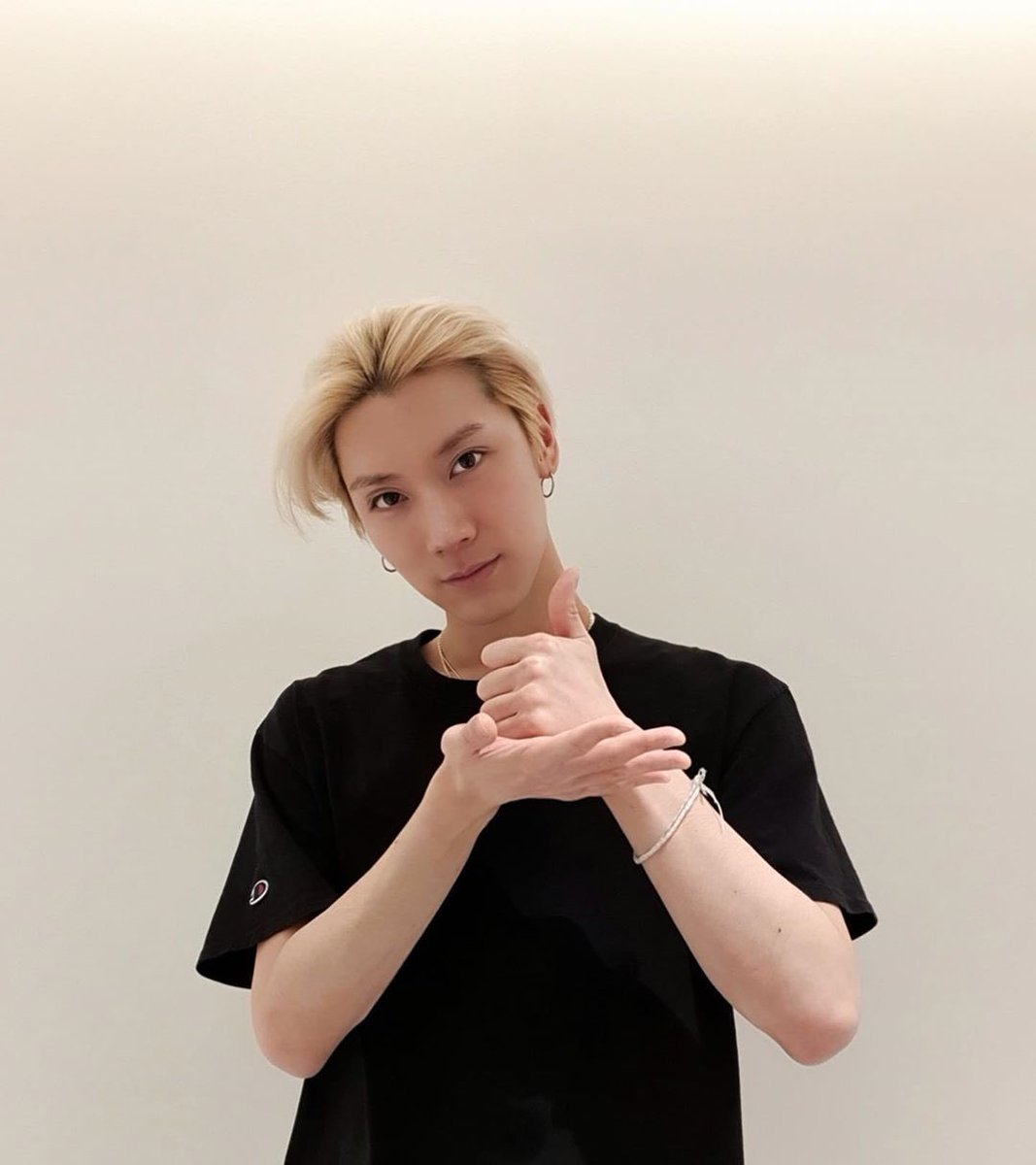 liyongqinqin's tweet photo. 200529 #tenlee_1001 instagram post
Ten of WayV participating in the #ThanksToChallenge, he was nominated by Yesung! ♥️
https://t.co/Dhr0oEPINt
#เตนล์ #TEN #TENChittaphon #李永钦 #텐 #テン https://t.co/JwblRjPfa9