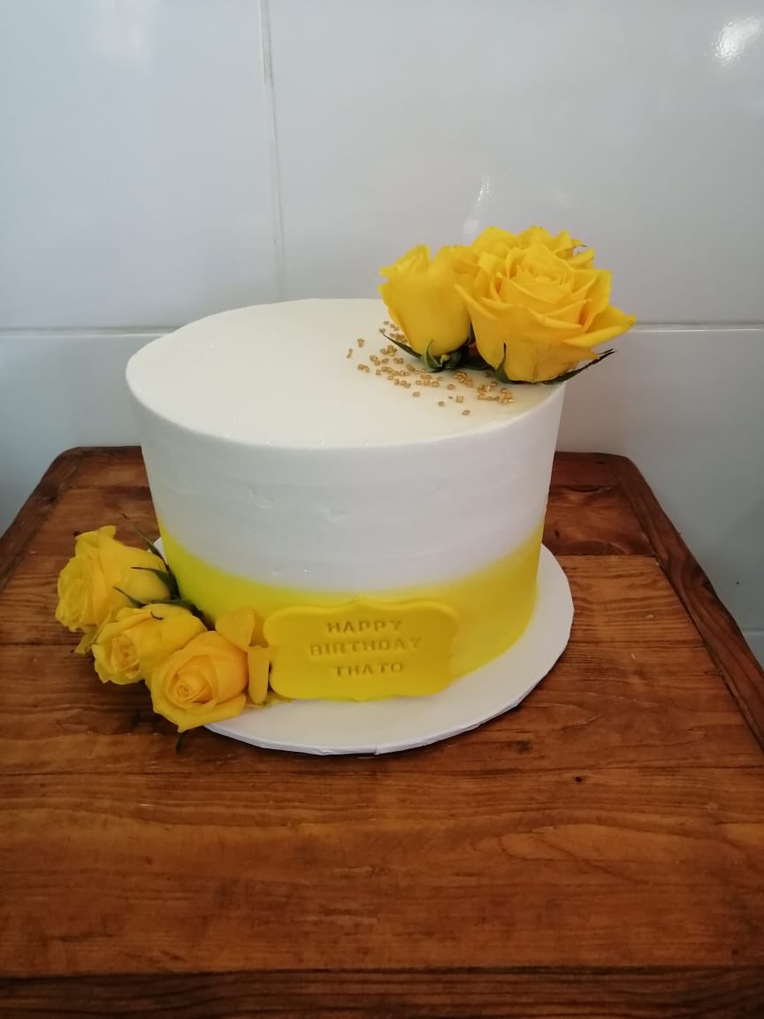 KupkakeKitkhen's tweet photo. 🍰🧁🎂 https://t.co/IBjmUCIxZW