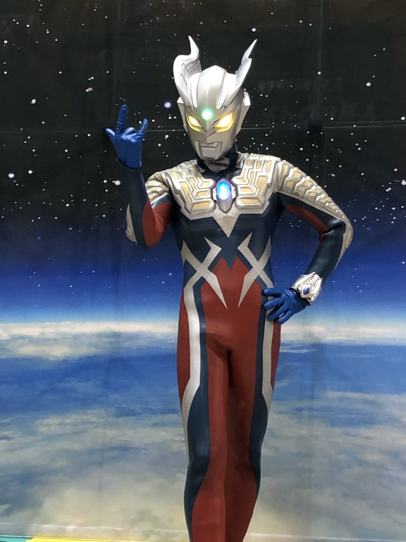 Masse En Twitter 今日はウルトラマンゼロの声を演じる宮野真守さんのお誕生日 ゼロの声があなたで良かった おめでとうございます 宮野真守 宮野真守誕生祭 宮野真守生誕祭 ウルトラマンゼロ T Co 4ezk7juxfv Twitter