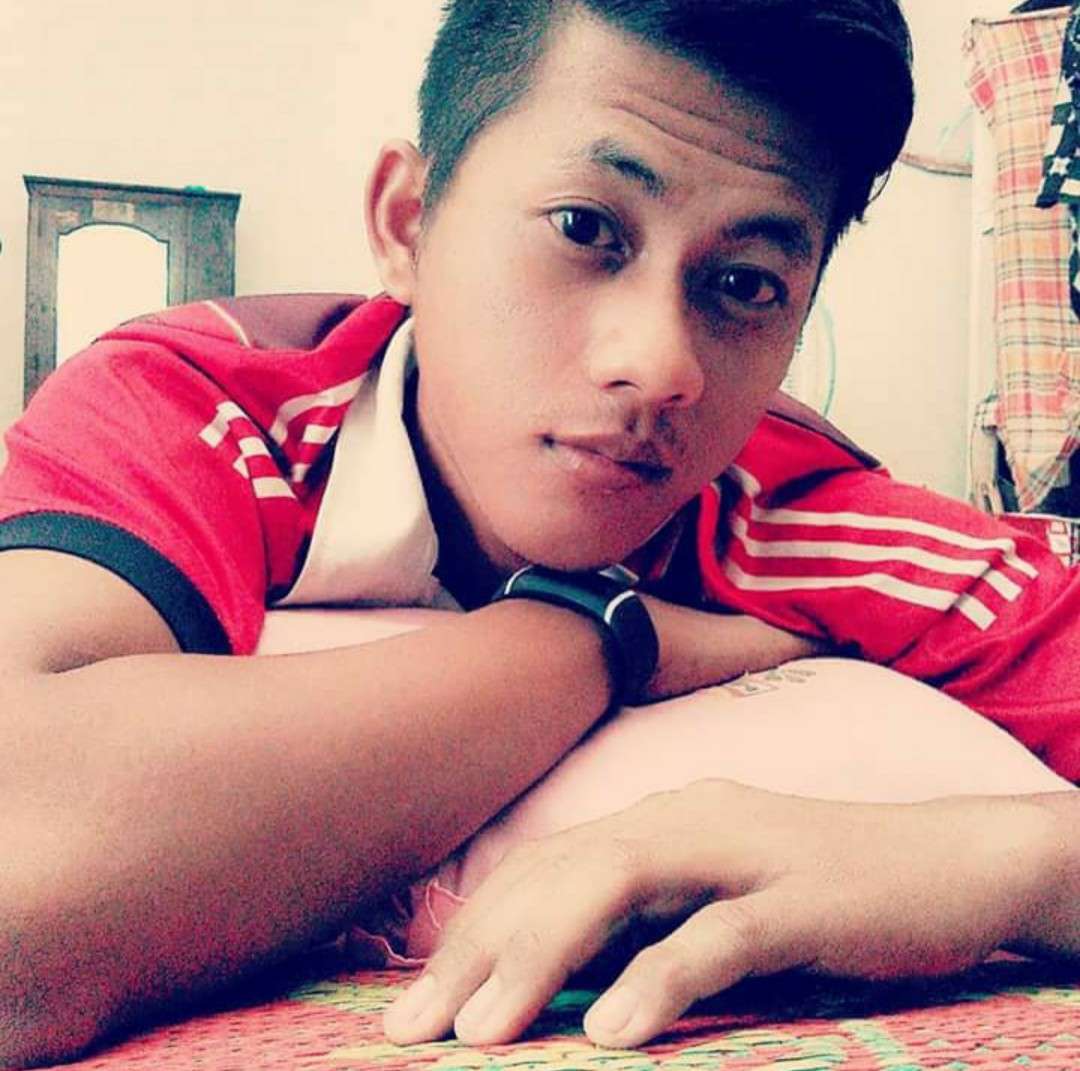 Bastian869's tweet photo. Cuaca hri ini panas ... https://t.co/xmrxcsb2V3