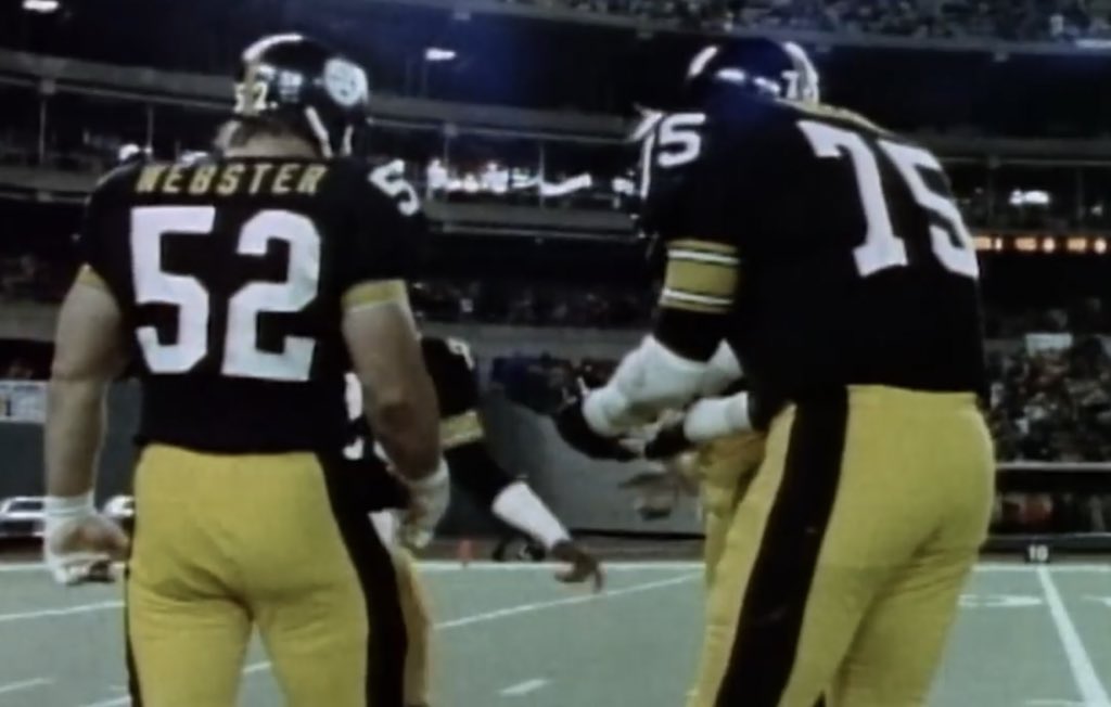 VintageSteelers's tweet photo. Why were the 70s Steelers the best NFL team ever? 
Here are two reasons. https://t.co/uMBdEZTp6r