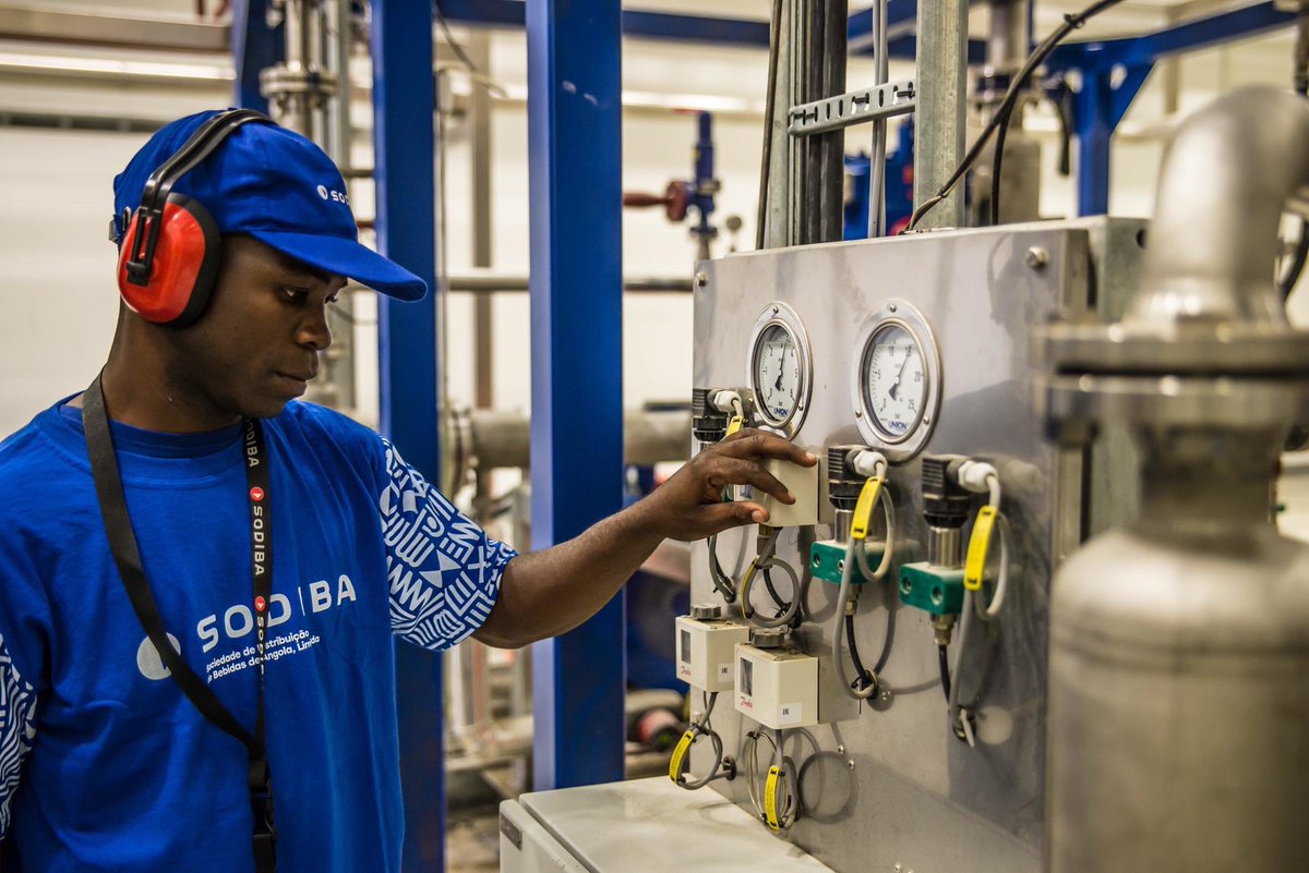 isabelaangola's tweet photo. Proud To have built one of Africa’s BEST and most modern beverage industries. SODIBA a Fully PRIVATE company, funded by private business with the support of commercial banks. Africa moving forward,and creating employment for AFRICANS #Entrepreneurship #exports #stopdiscrimination https://t.co/iuHxJWhOpD