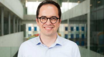 TCD Economics (@tcdeconomics) on Twitter photo We are delighted to welcome Selim Gulesci as a new Associate Professor in <a href="/tcdeconomics/">TCD Economics</a> in August! His research lies in the intersection of labor, development and gender economics. @selimgulesci <a href="/Trinity_TIME/">Trinity_TIME</a> <a href="/tcddublin/">Trinity College Dublin</a> #EconTwitter We are delighted to welcome Selim Gulesci as a new Associate Professor in <a href="/tcdeconomics/">TCD Economics</a> in August! His research lies in the intersection of labor, development and gender economics. @selimgulesci <a href="/Trinity_TIME/">Trinity_TIME</a> <a href="/tcddublin/">Trinity College Dublin</a> #EconTwitter