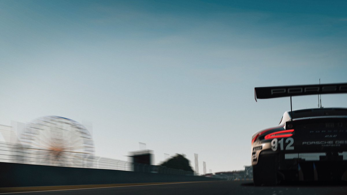 24hoursoflemans's tweet photo. 🎮 Here we are! #LeMans24Virtual race week 🔥 https://t.co/c4vcZZ9Eiu