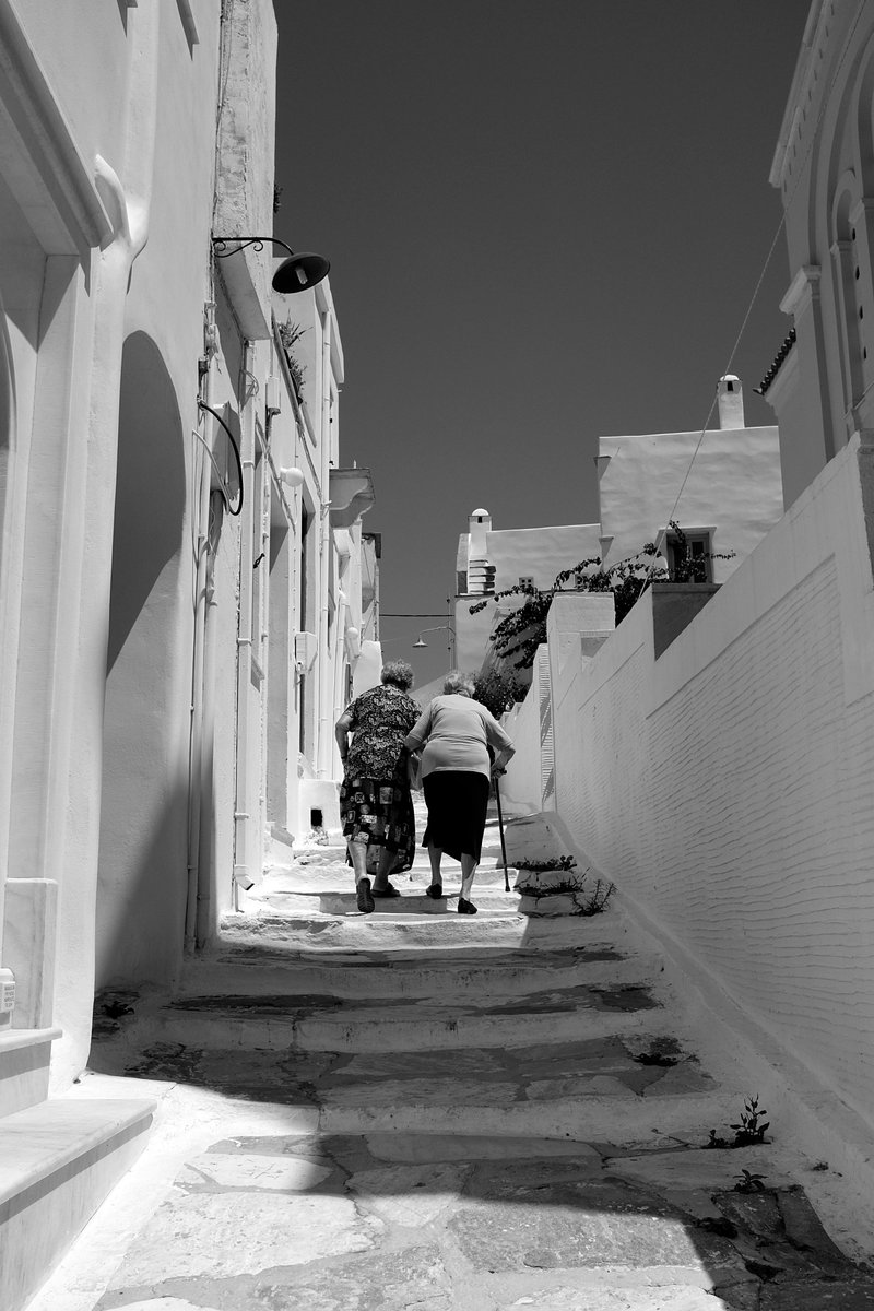 GREECEPHOTOWORK's tweet photo. #Greece as one of the safest places to travel this different summer. 🚢⚓️🏄‍♂️🥇🇬🇷🌞

A freak occurence and once in a life time chance to live the summer in our country on its natural chicada rythms  off the bustle of the tourism hordes. 

https://t.co/Y1Ao5lCQwC https://t.co/OZH7t348Mb