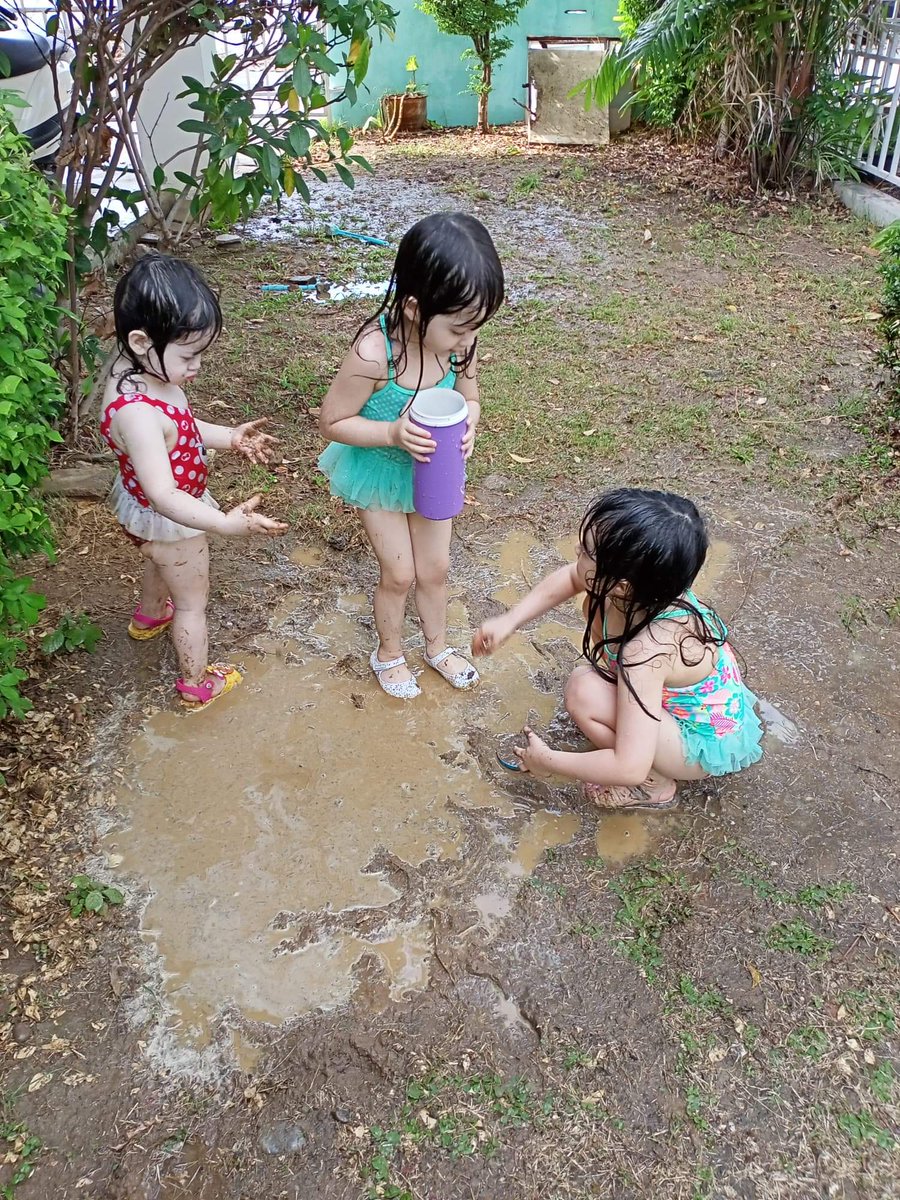 jpkmitchell's tweet image. My girls!