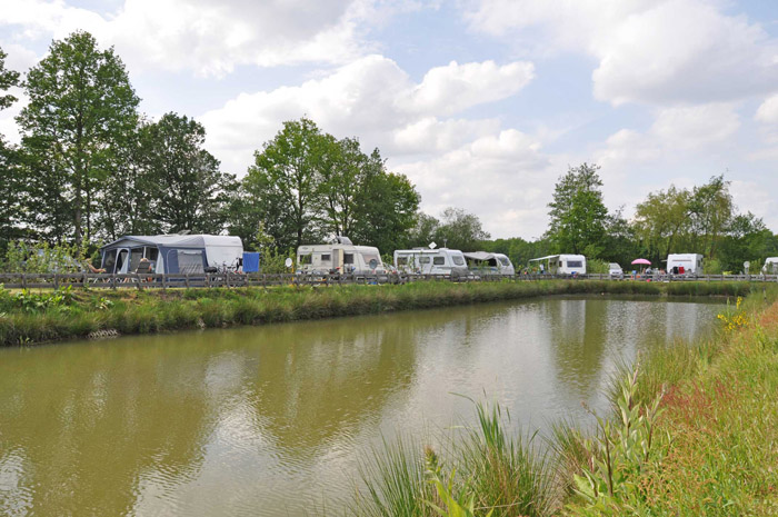 Leading Campings tweet media