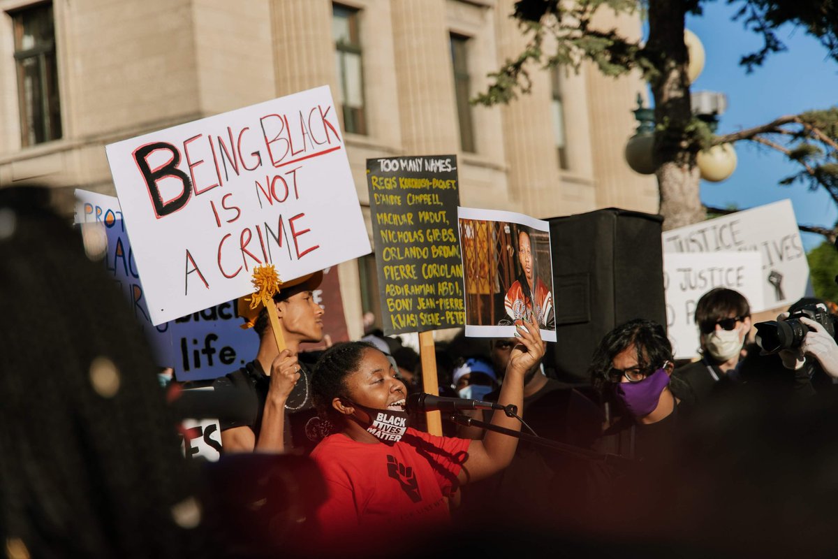 kerhaamor's tweet photo. it's important to remember that it wasn't the government or some big international organization that rallyed all of us in Winnipeg. it was our YOUNG BLACK WOMEN who stood up and led the charge. this thread highlights them #JUSTICE4BLACKLIVESWINNIPEG #BlackLivesMatter https://t.co/LyDN7XAgRh
