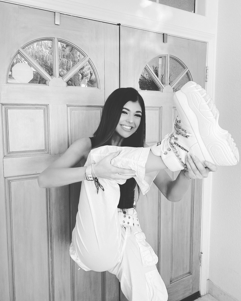 XgrayAngels's tweet image. All @iamlorengray